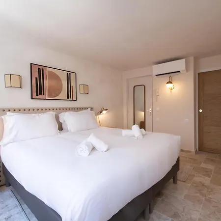 Pick A Flat's - Heart Of Saint-Tropez