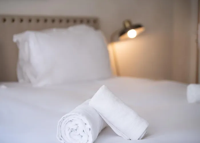 Pick A Flat's - Heart Of Saint-Tropez