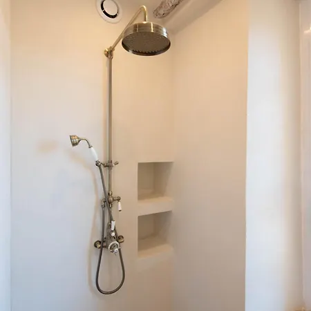 Pick A Flat's - Heart Of Saint-Tropez