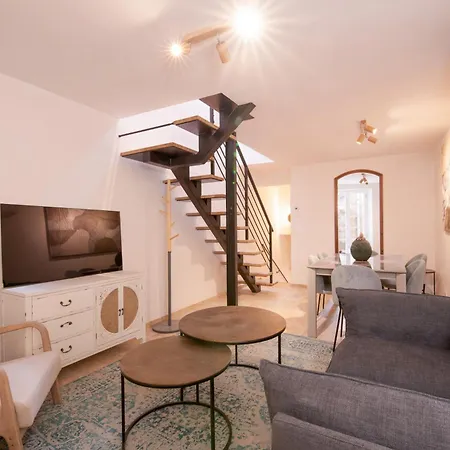 Pick A Flat's - Heart Of Saint-Tropez