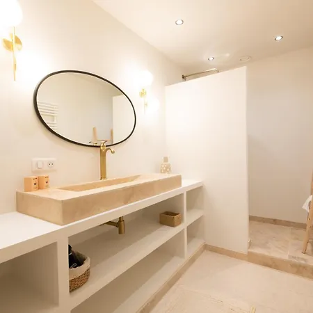 Pick A Flat's - Heart Of * Saint-Tropez