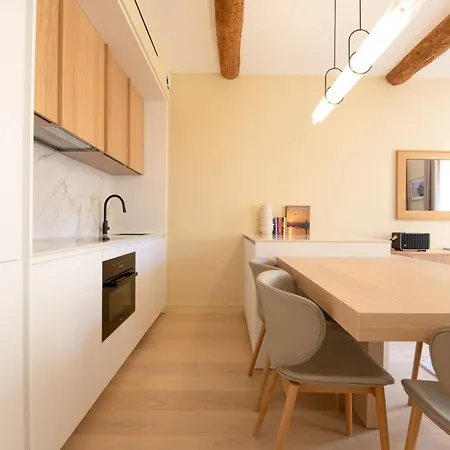 Pick A Flat's - Heart Of Apartment