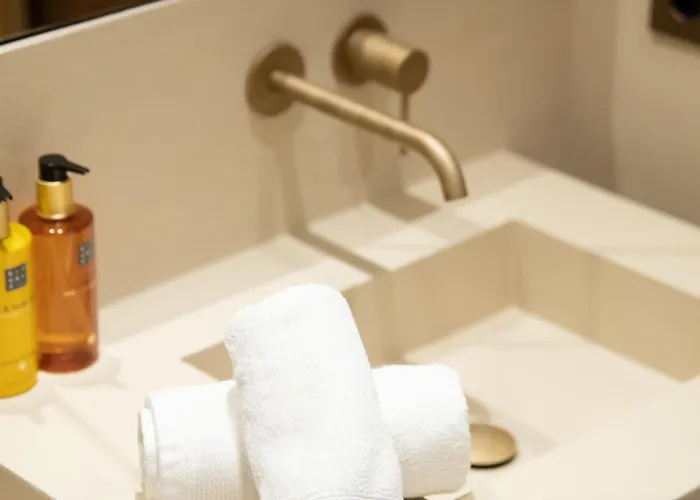 Pick A Flat's - Heart Of Saint-Tropez